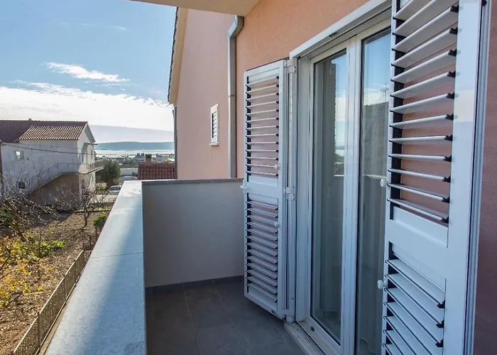 With Swimming Pool Kastel Stari, - 24273 Kaštela